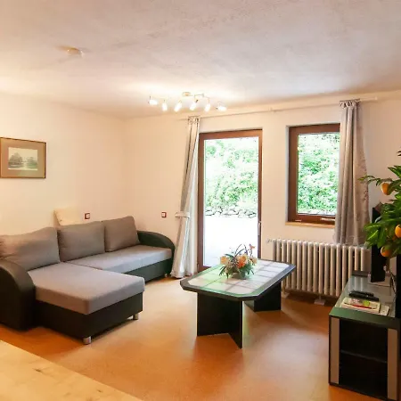 Haus Wildstein.4 *